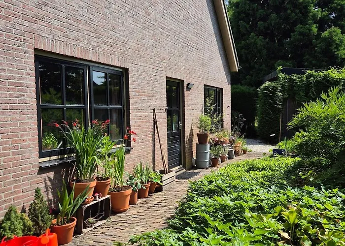 Joghmanstuin Kapel-Avezaath